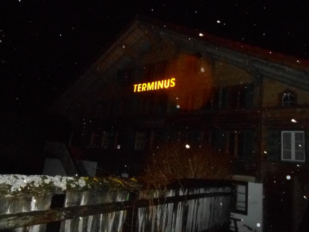 Апартаменты Terminus Reinisch Фрутиген Экстерьер фото